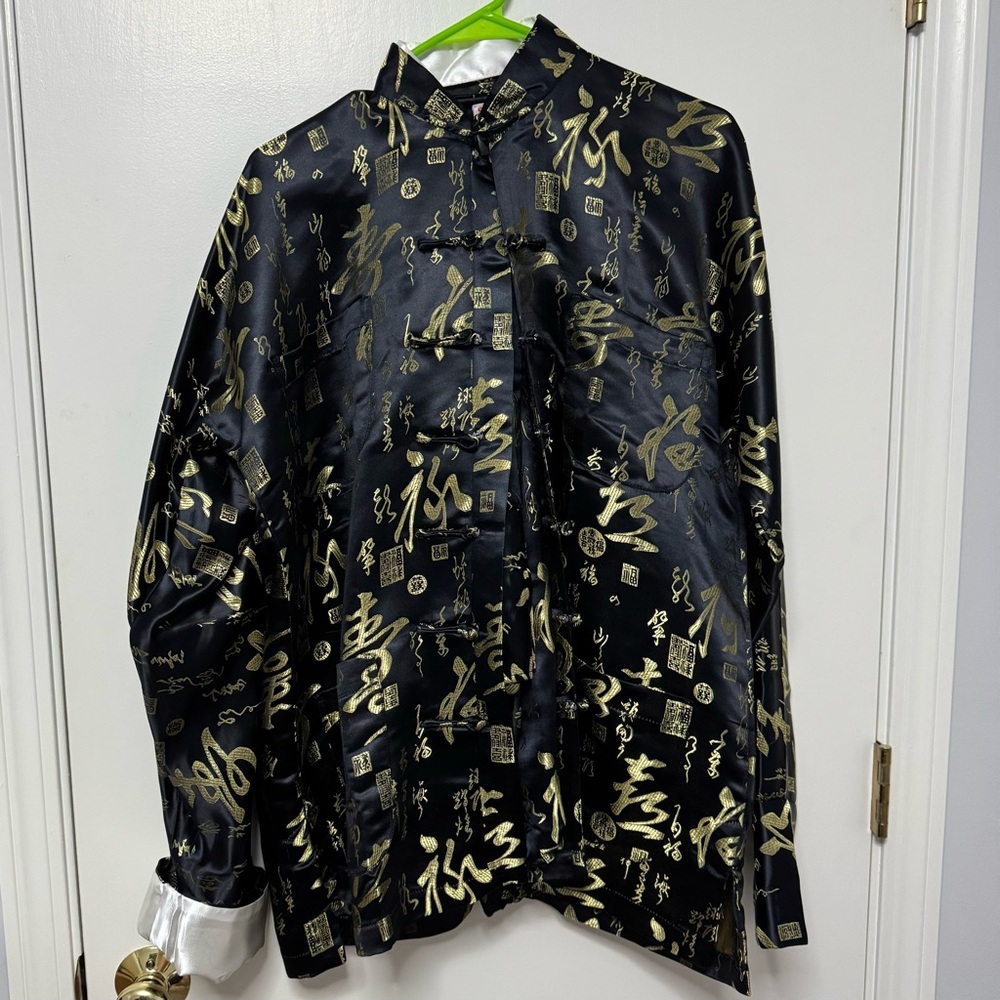 Black and Gold Chinese Character Tang Suit